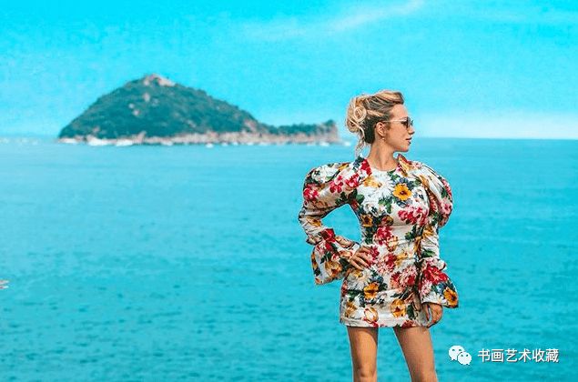 21岁女孩环游世界196个国家打破吉尼斯世界纪录：她的人生有